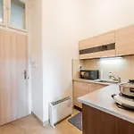 Apartmán R Byvanie V Srdci Mesta *