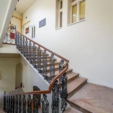 R Byvanie V Srdci Mesta Apartamento Košice