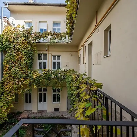 R Byvanie V Srdci Mesta Apartman Kassa